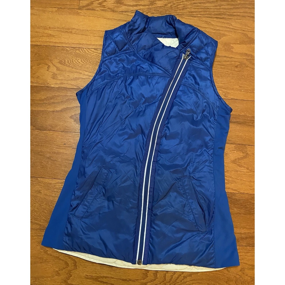 Lululemon Down For It All Dream Blue Vest‎ Size 6 Goose Down Magnetic Clips